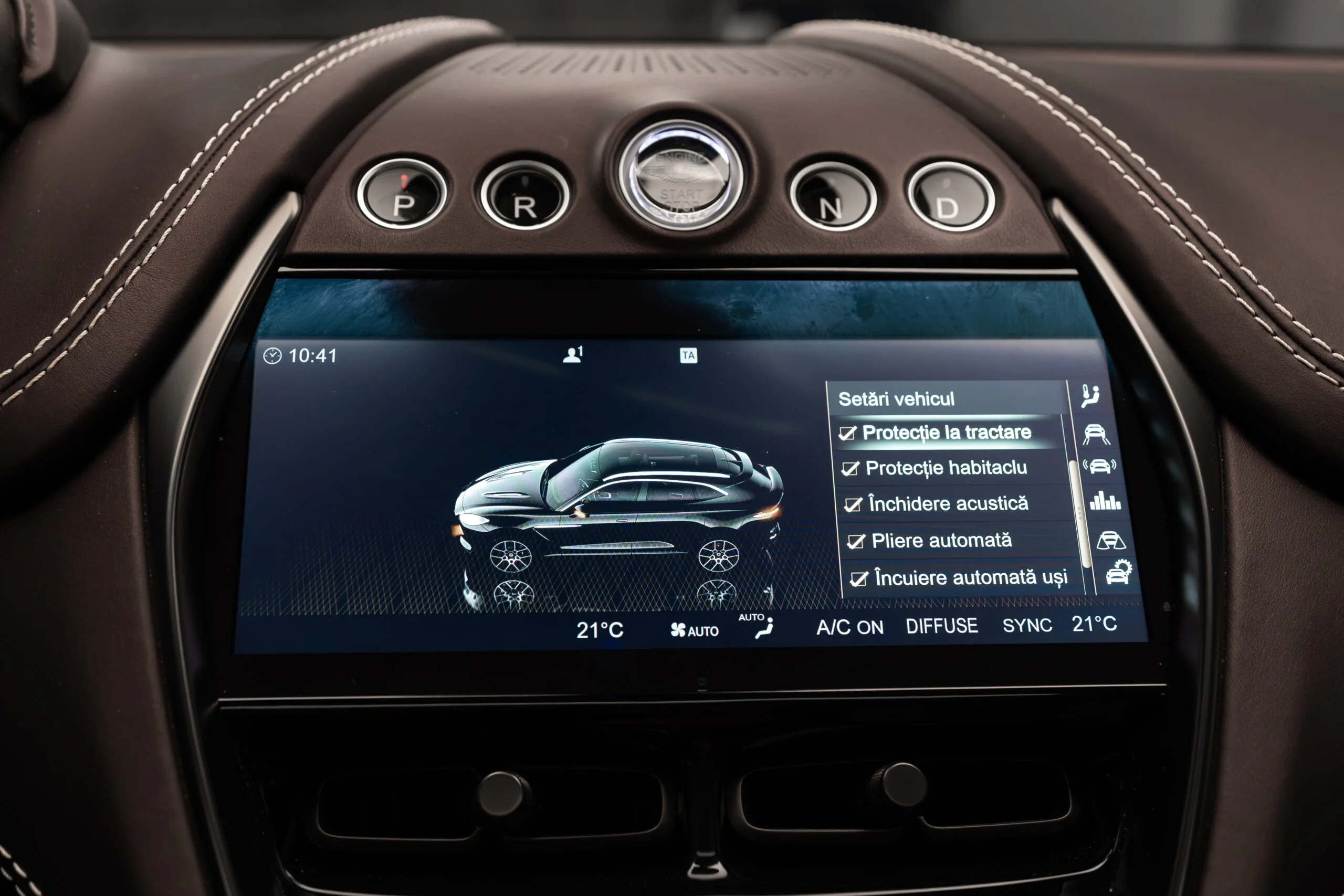 2022 Aston Martin DBX 707, 23/30
