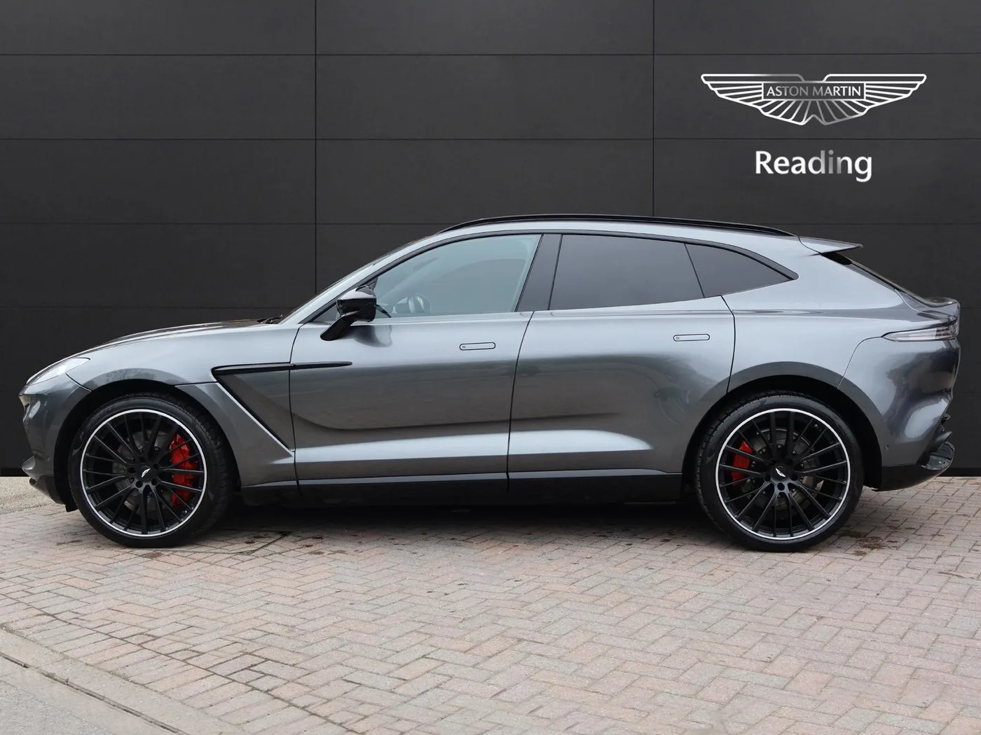 2022 Aston Martin DBX angeboten von einer Vertragshändlergruppe in Pangbourne, Vereinigtes Königreich, Foto 7 von 25