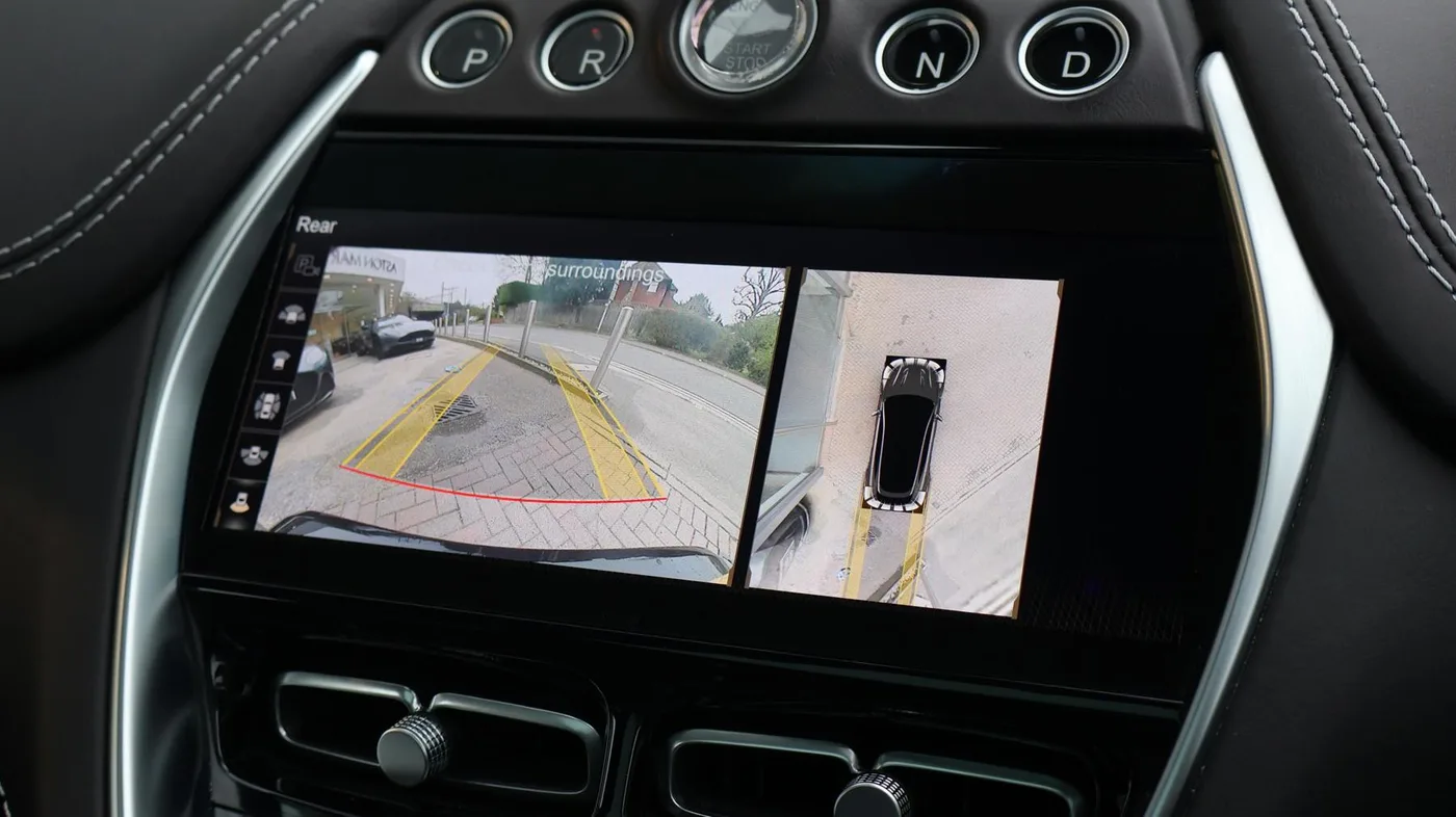 2022 Aston Martin DBX angeboten von einer Vertragshändlergruppe in Pangbourne, Vereinigtes Königreich, Foto 16 von 25