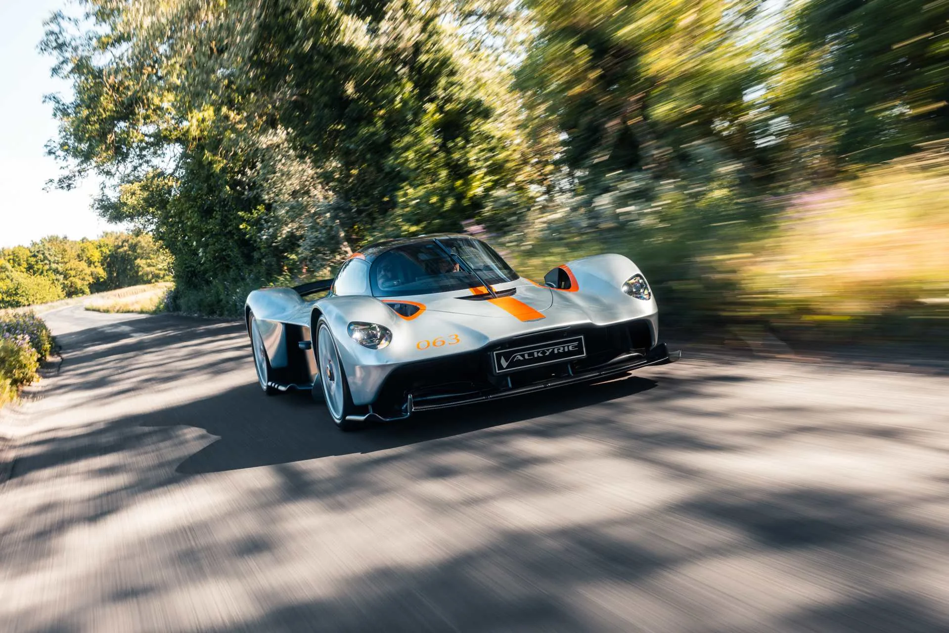 2022 Aston Martin Valkyrie, 5/30