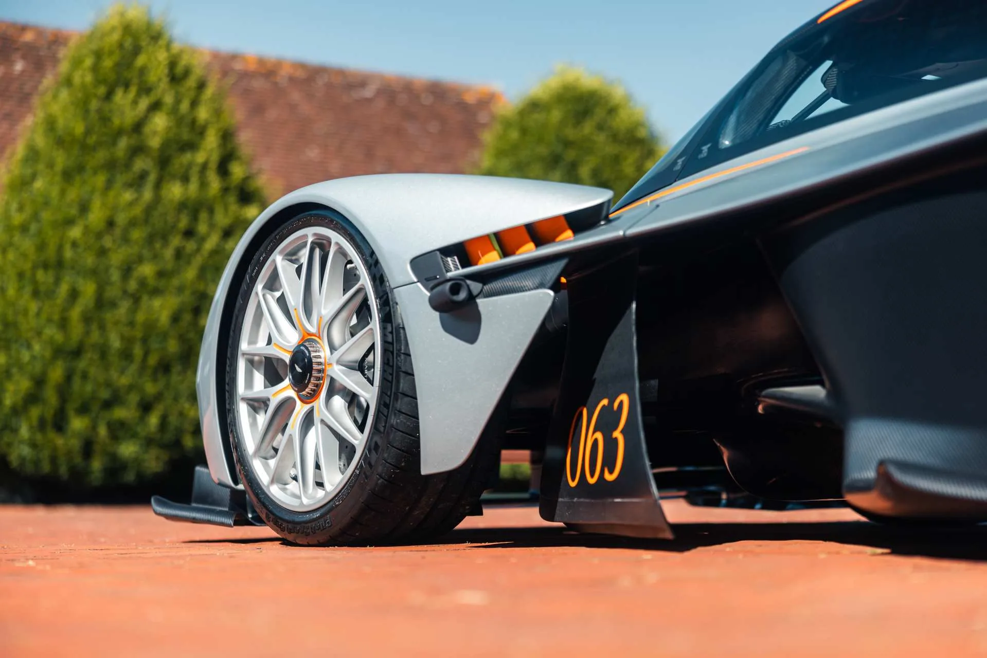 2022 Aston Martin Valkyrie, 20/30