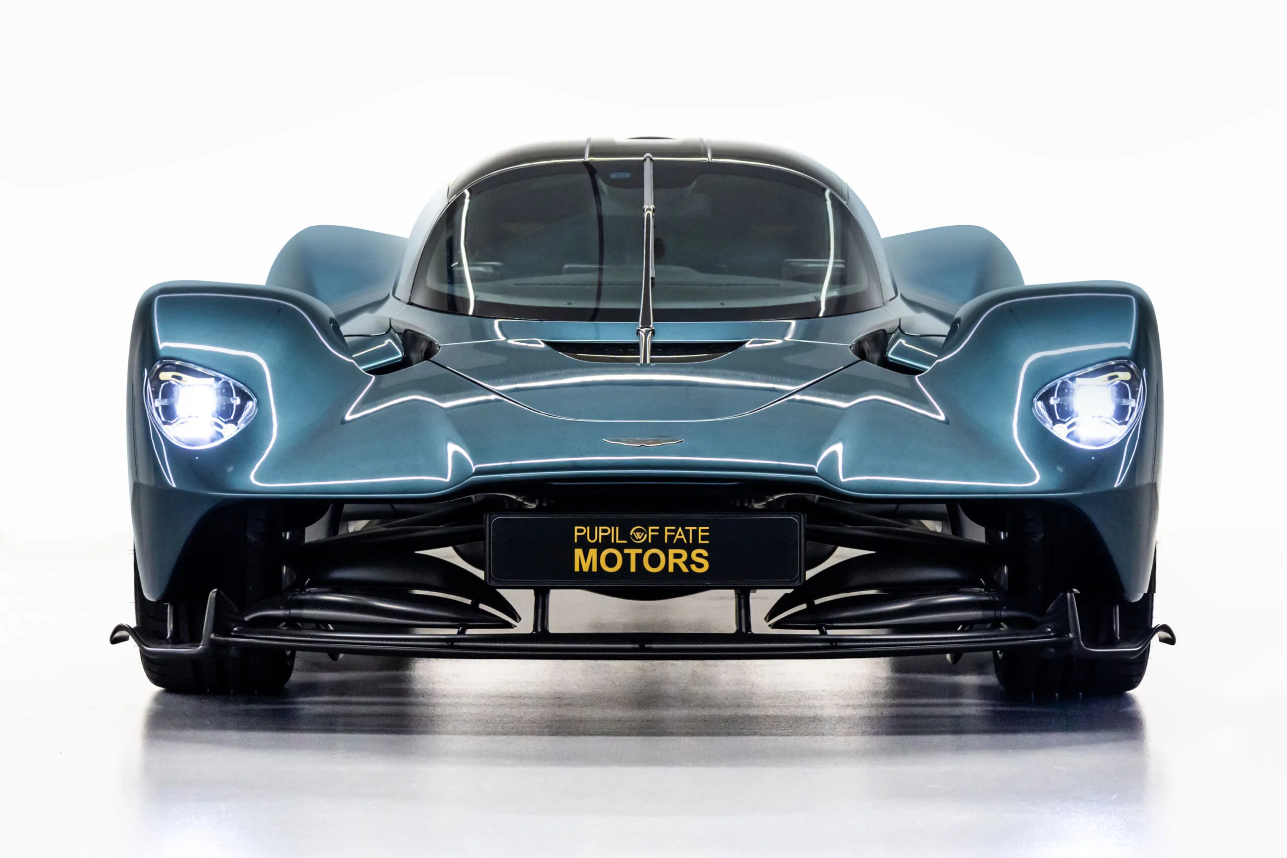 2022 Aston Martin Valkyrie, 2/20