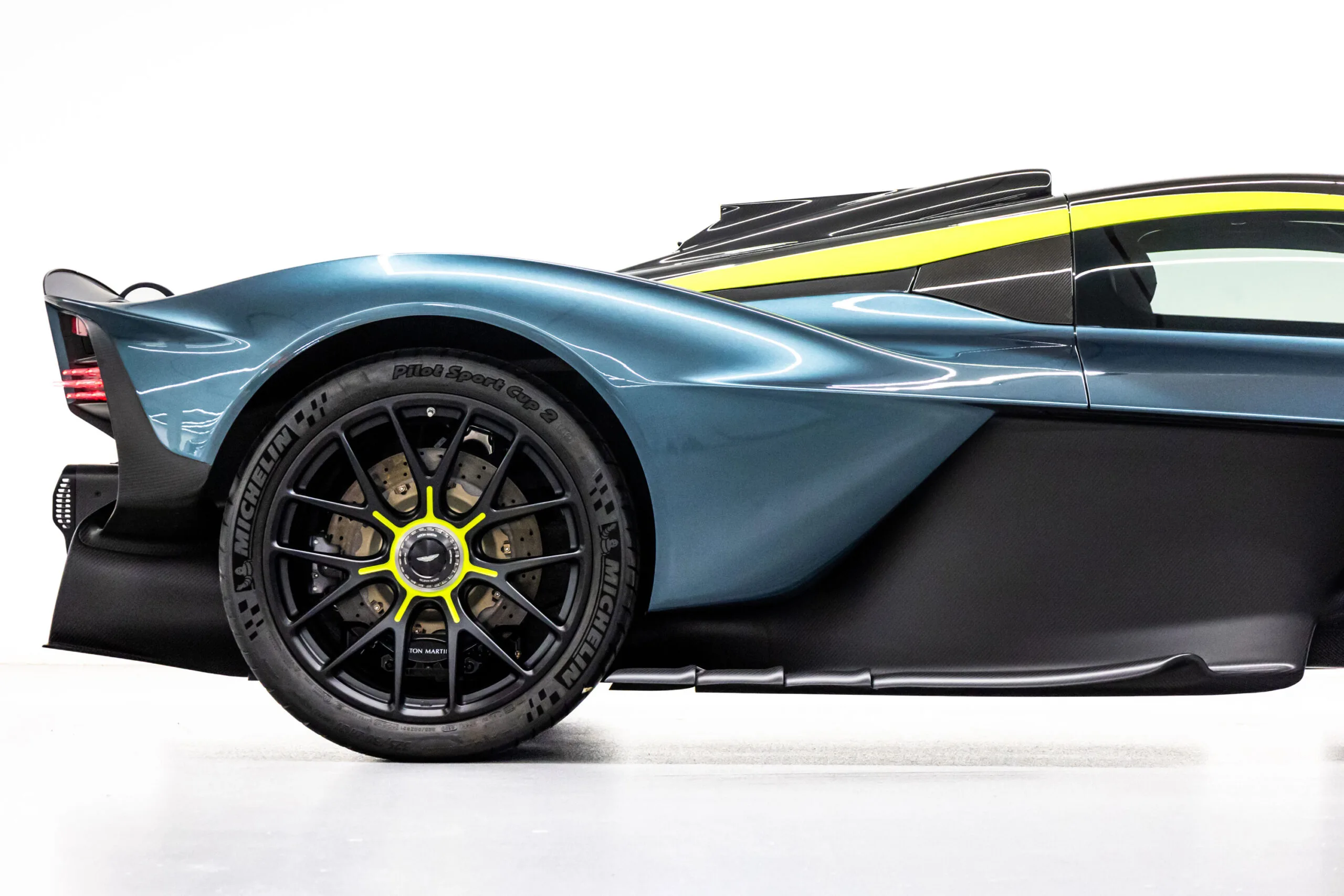 2022 Aston Martin Valkyrie, 12/20