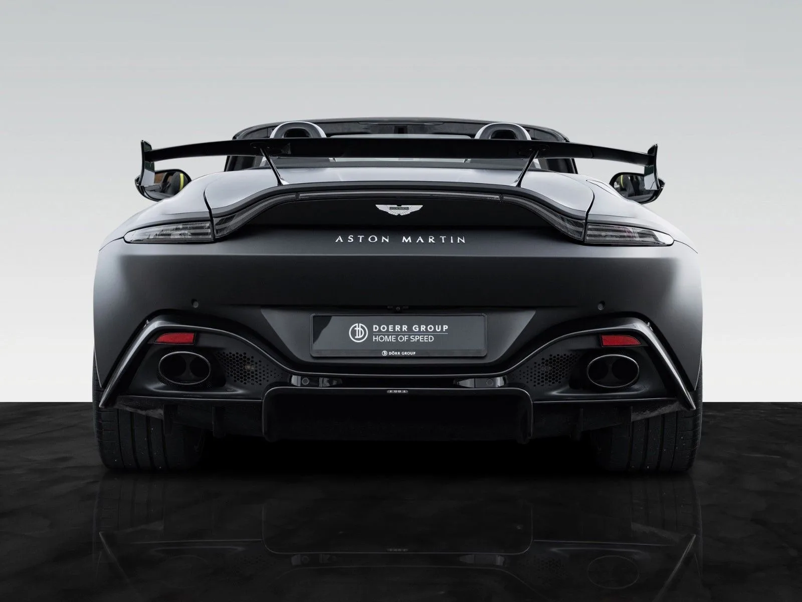 2022 Aston Martin Vantage F1 Edition Roadster, 5/30