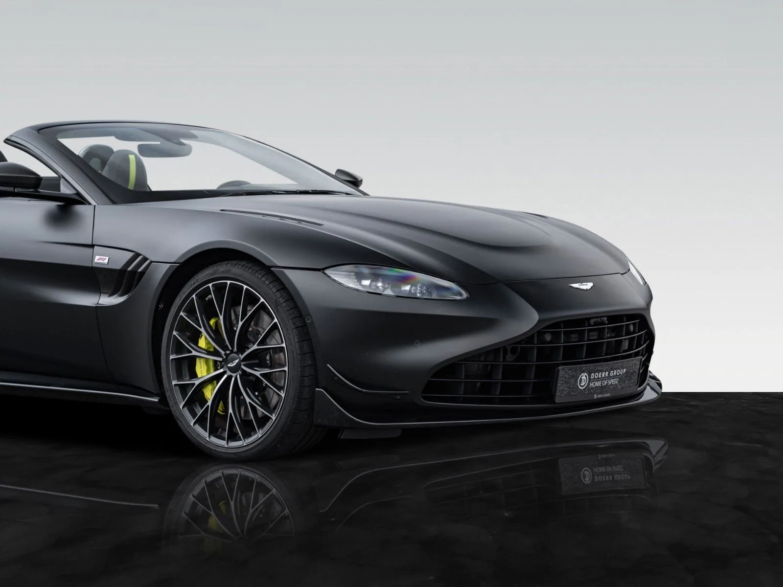 2022 Aston Martin Vantage F1 Edition Roadster, 13/30