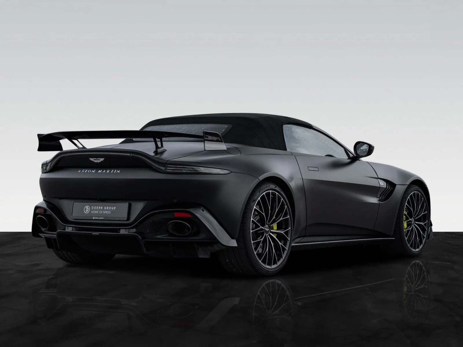 2022 Aston Martin Vantage F1 Edition Roadster, 16/30