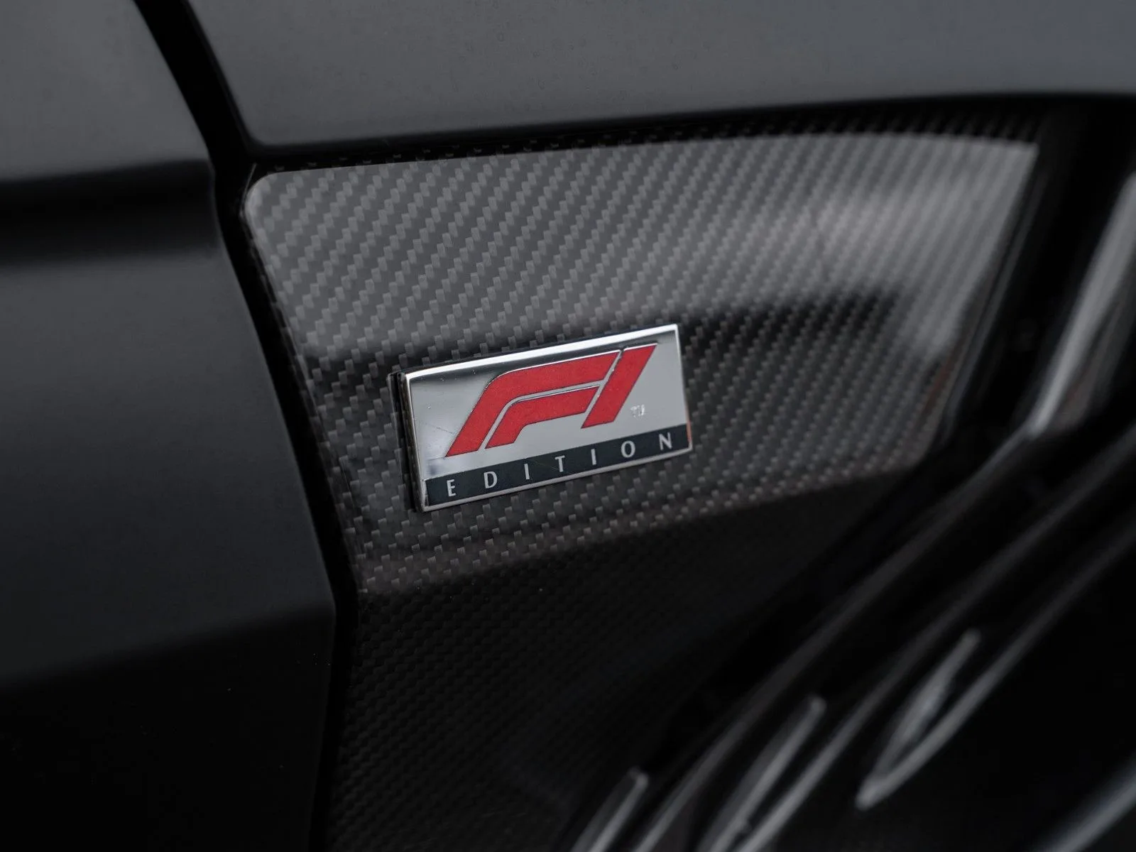2022 Aston Martin Vantage F1 Edition Roadster, 20/30
