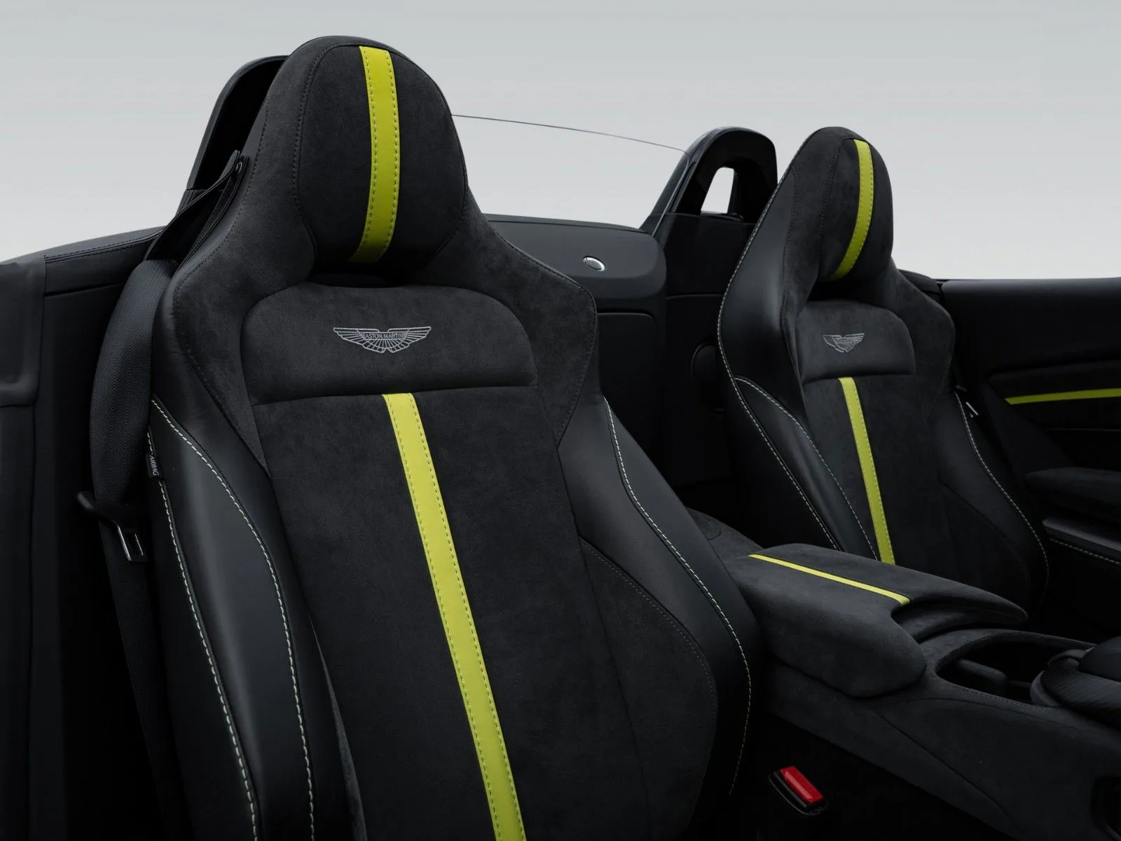 2022 Aston Martin Vantage F1 Edition Roadster, 21/30