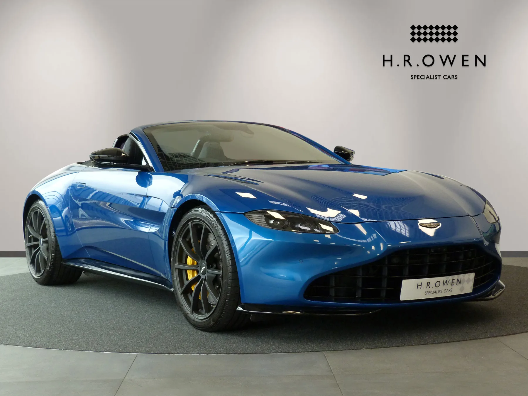 2022 Aston Martin Vantage F1 Edition Roadster angeboten von einer Vertragshändlergruppe in Cheltenham, Vereinigtes Königreich, Hauptfoto