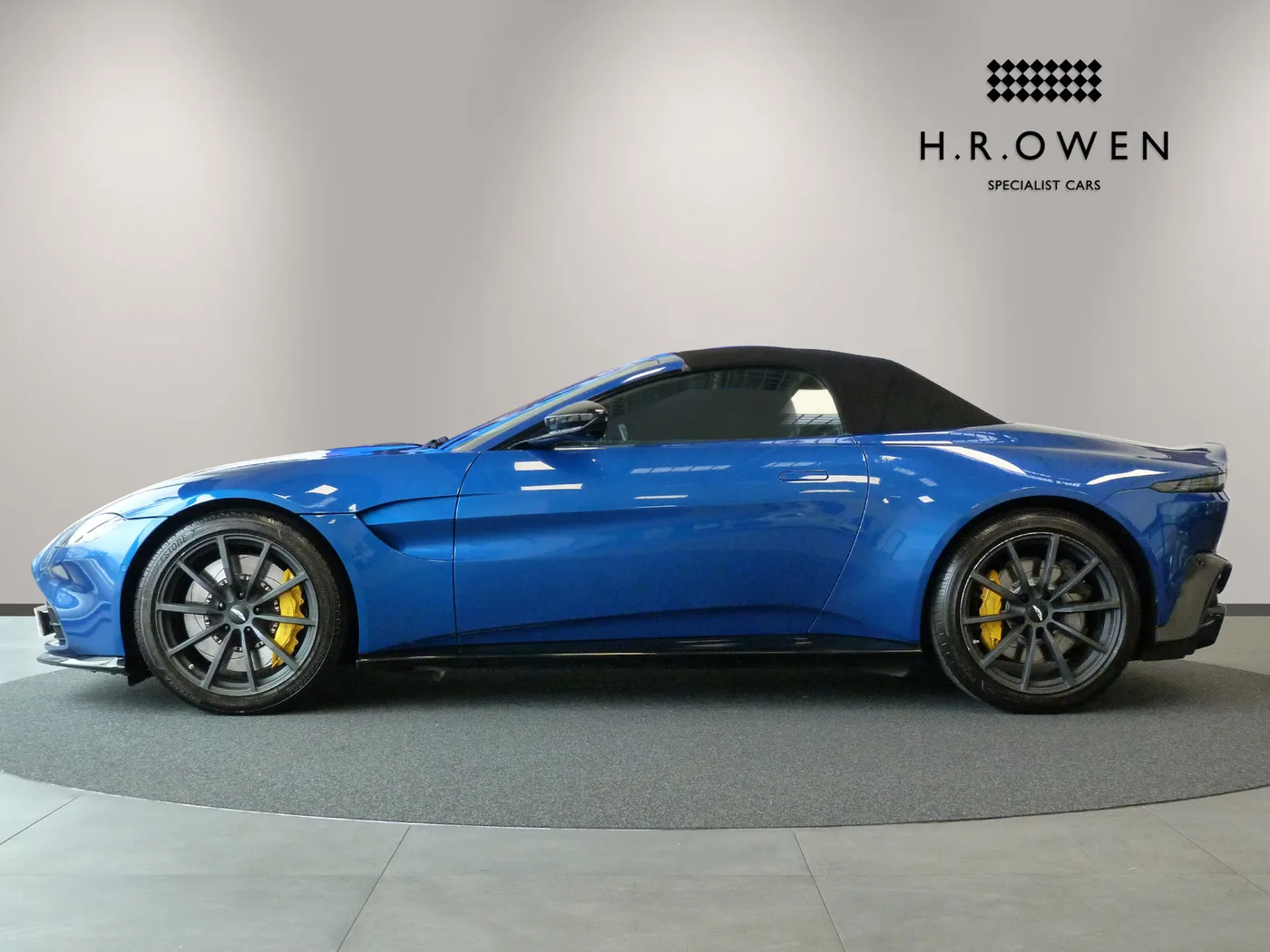 2022 Aston Martin Vantage F1 Edition Roadster angeboten von einer Vertragshändlergruppe in Cheltenham, Vereinigtes Königreich, Foto 6 von 25