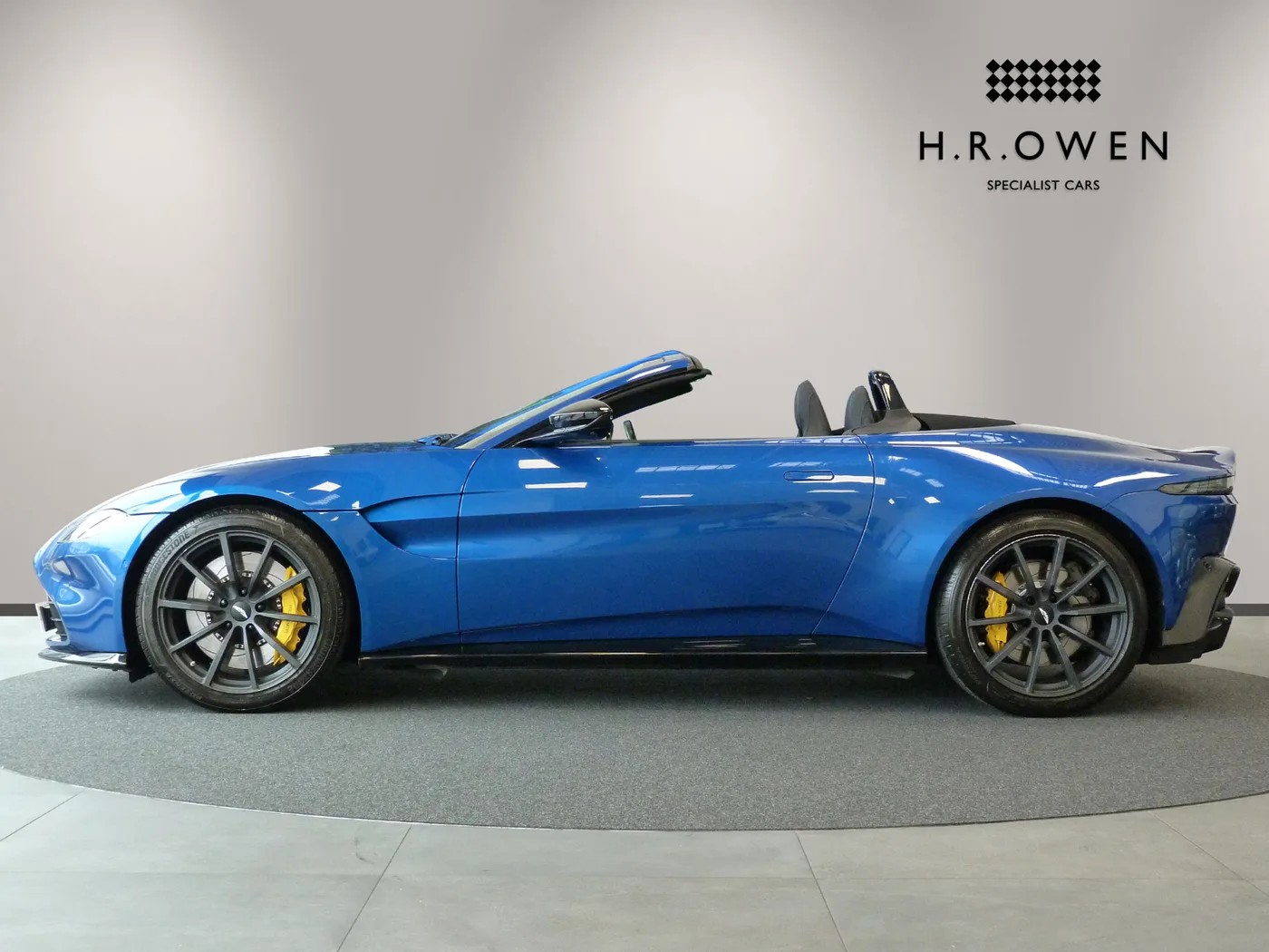 2022 Aston Martin Vantage F1 Edition Roadster angeboten von einer Vertragshändlergruppe in Cheltenham, Vereinigtes Königreich, Foto 7 von 25