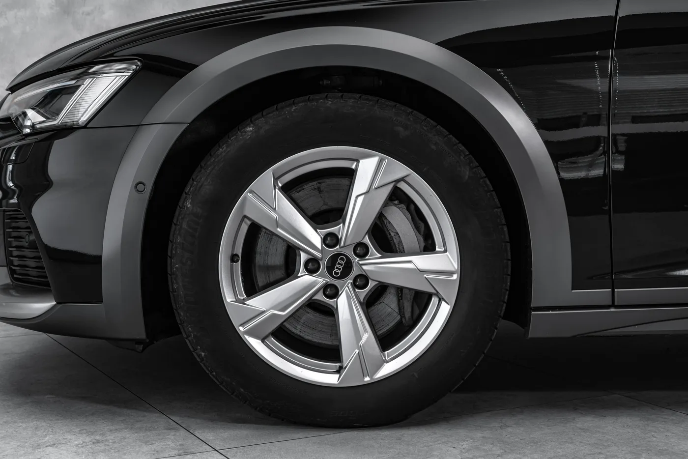 2022 Audi A6 Allroad 55 TFSI angeboten von einem Fachhändler in Ostrava, Tschechien, Foto 2 von 23