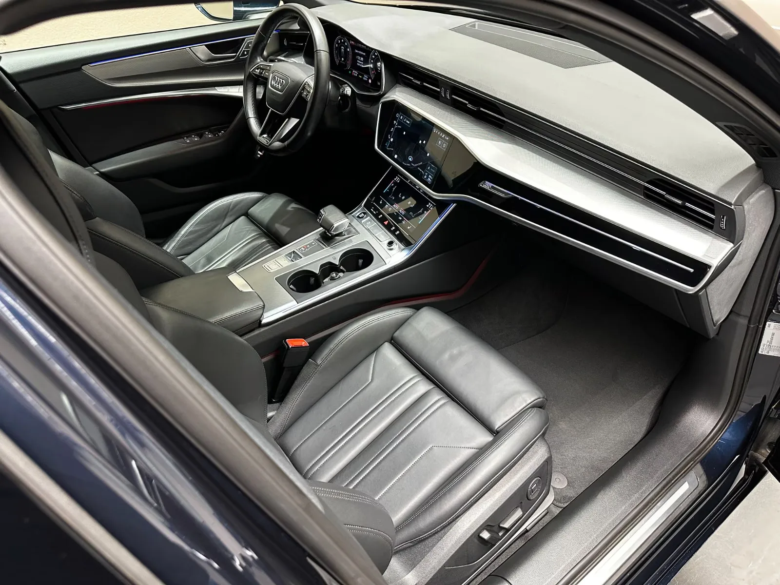 2022 Audi A6 Avant 45 TFSI, 21/26