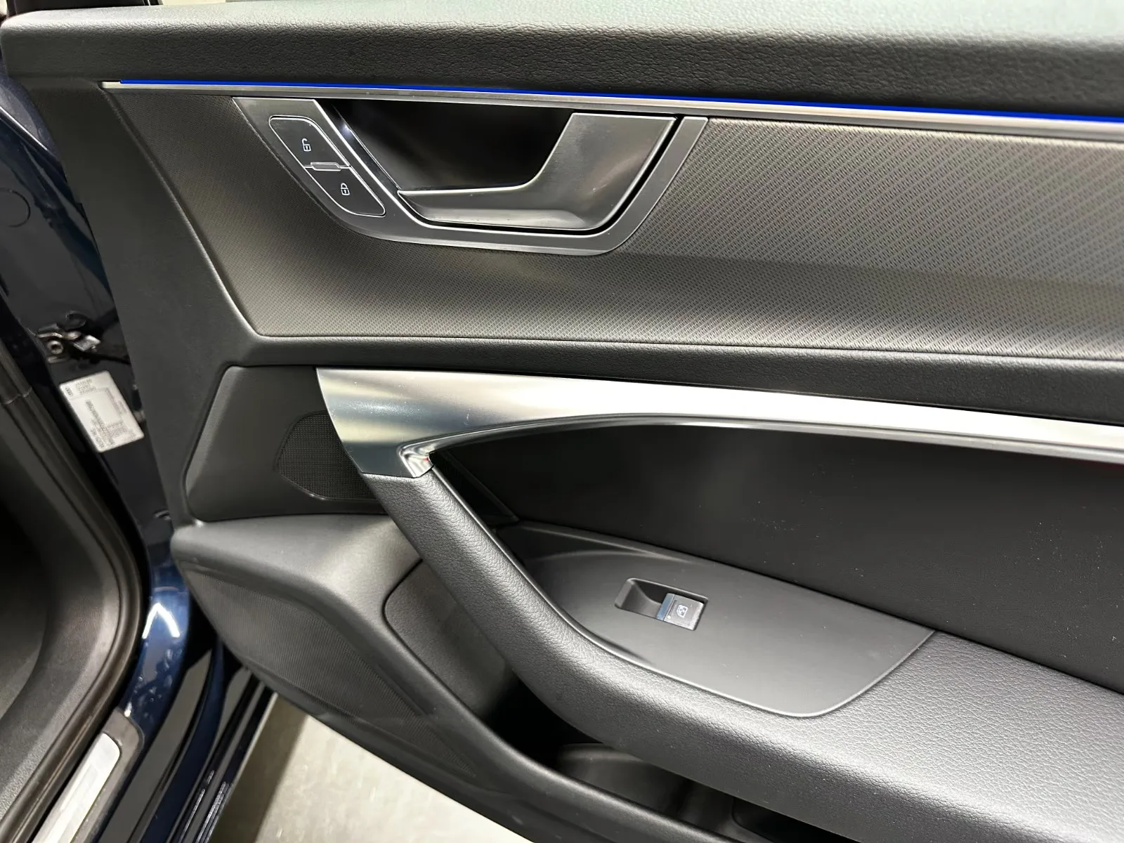 2022 Audi A6 Avant 45 TFSI, 24/26
