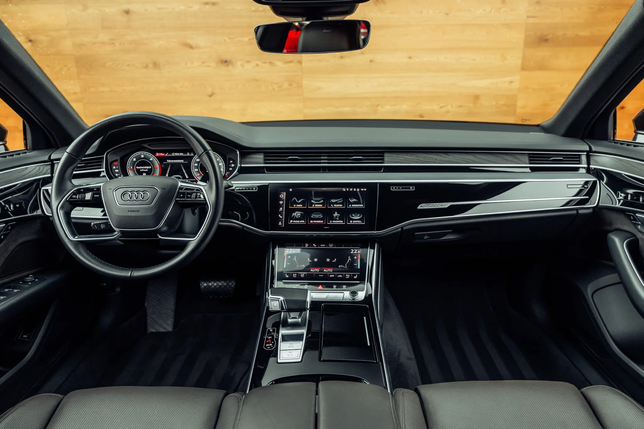 2022 Audi A8, 5/22