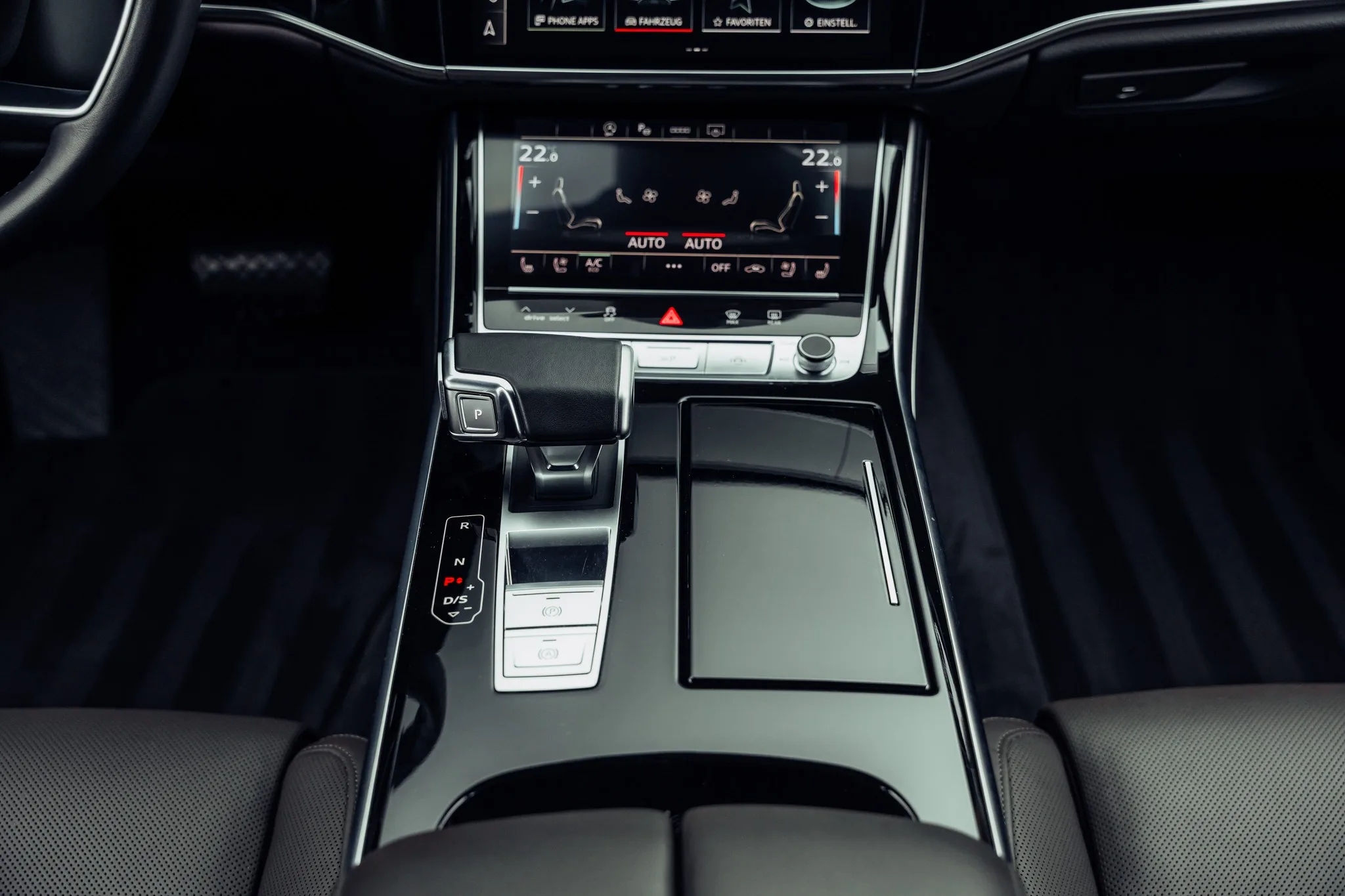 2022 Audi A8, 15/22