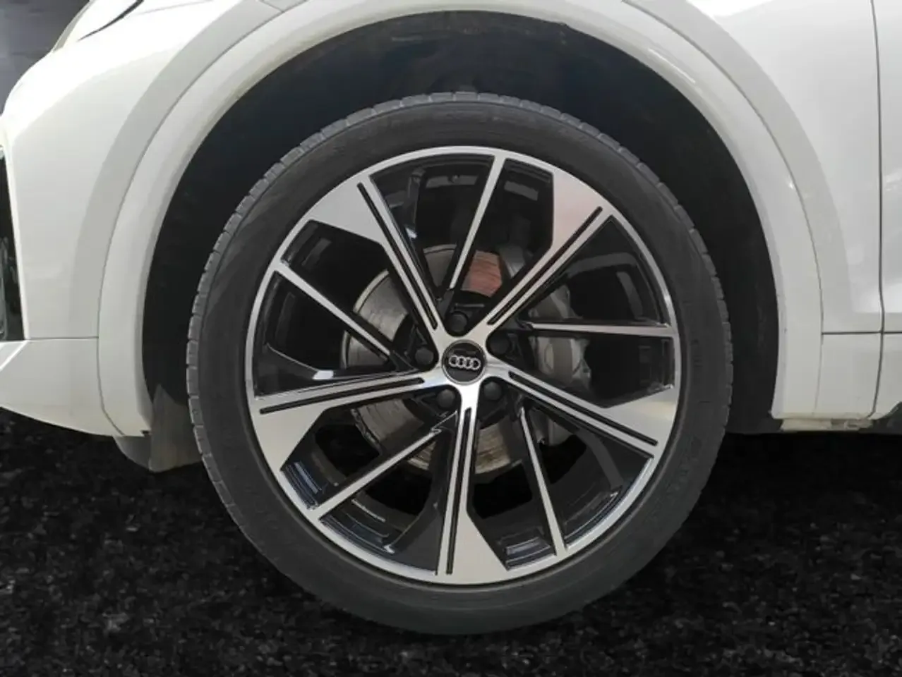 2022 Audi Q5 40 TDI quattro S line, 15/15