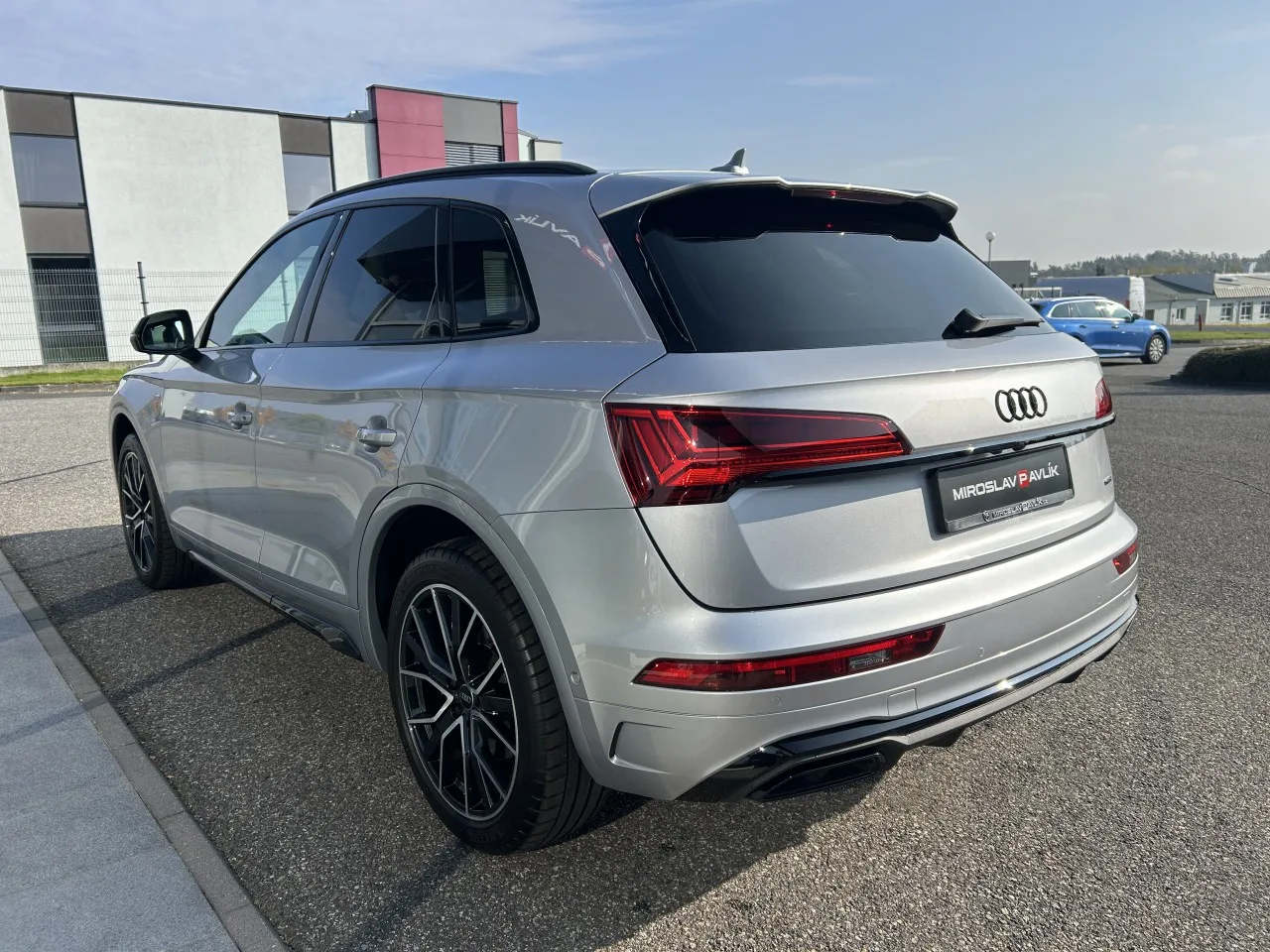 2022 Audi Q5 40 TDI quattro S line, 7/30