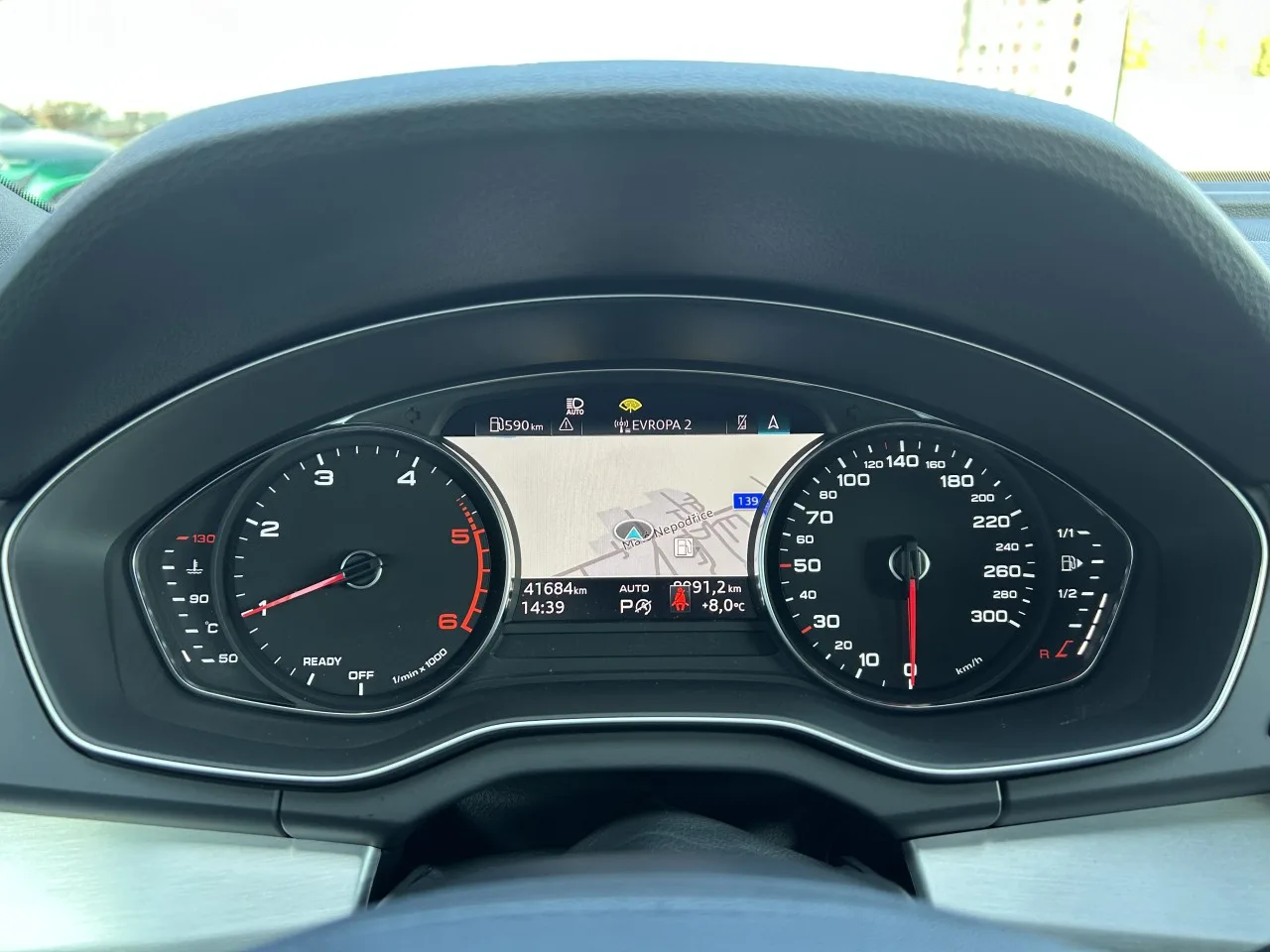 2022 Audi Q5 40 TDI quattro S line, 18/30