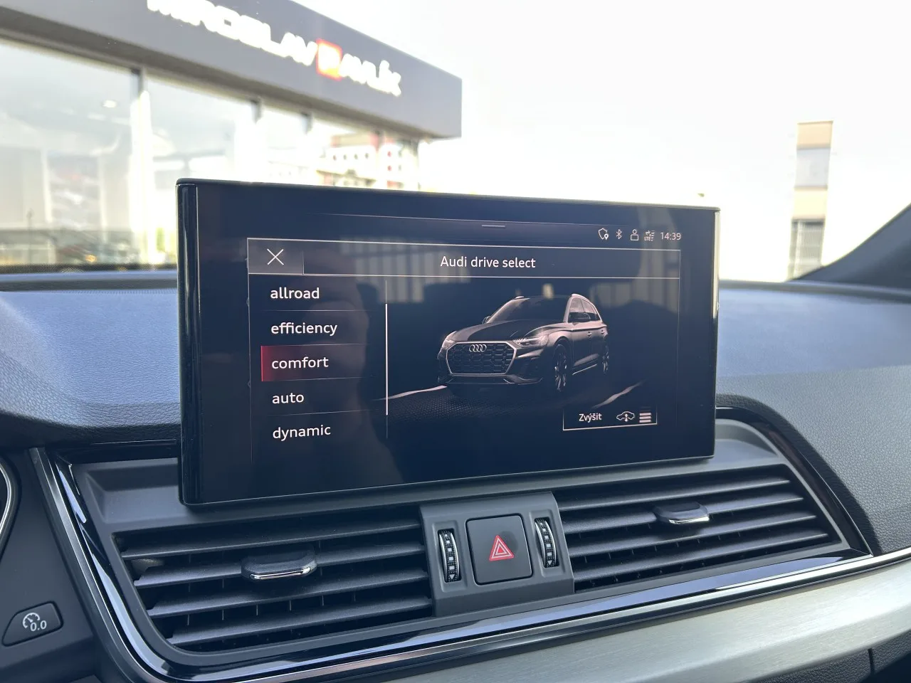 2022 Audi Q5 40 TDI quattro S line, 22/30