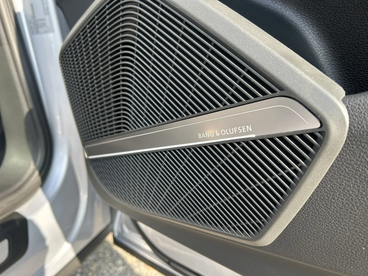 2022 Audi Q5 40 TDI quattro S line, 28/30