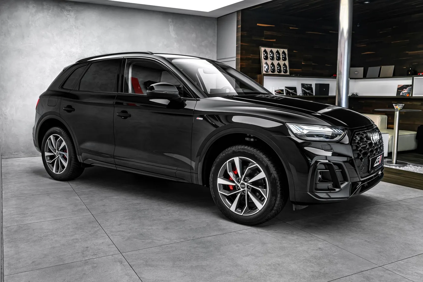 2022 Audi Q5 40 TDI S line angeboten von einem Fachhändler in Ostrava, Tschechien, Foto 4 von 21