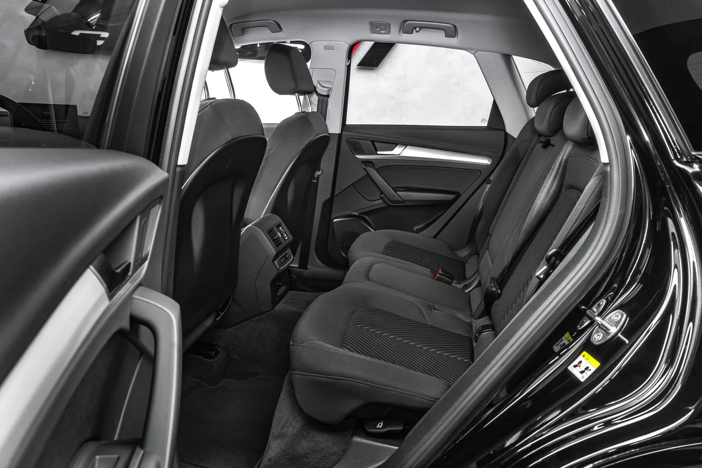 2022 Audi Q5 40 TDI S line angeboten von einem Fachhändler in Ostrava, Tschechien, Foto 15 von 21