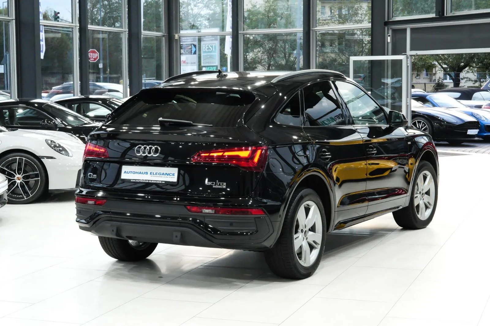 2022 Audi Q5 Sportback 50 TDI quattro, 2/30