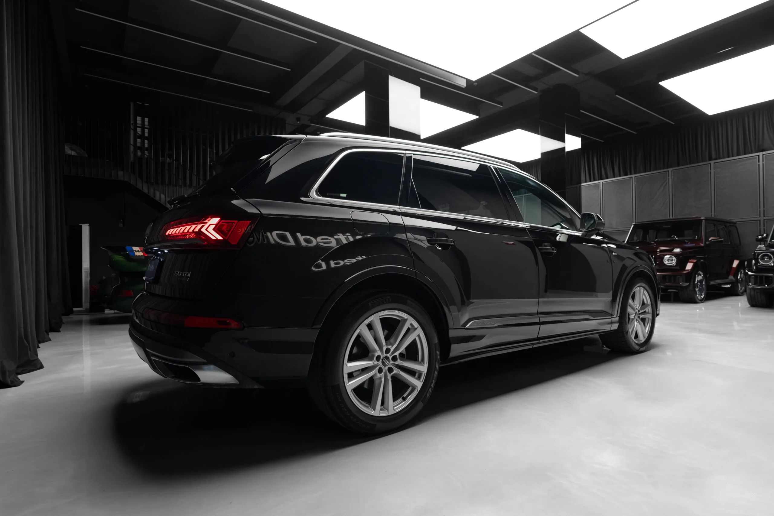 2022 Audi Q7 50 TDI quattro, 10/30