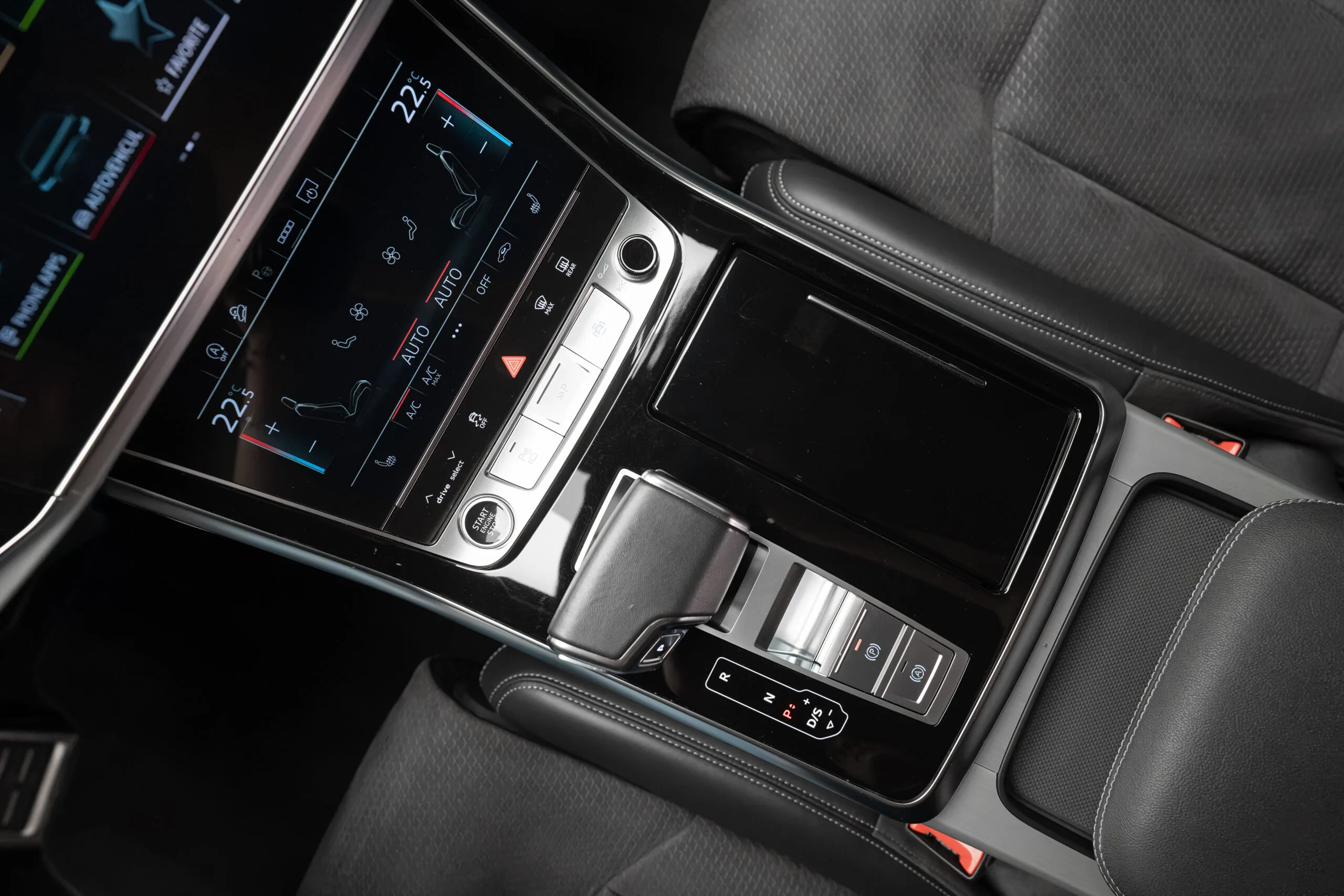 2022 Audi Q7 50 TDI quattro, 18/30