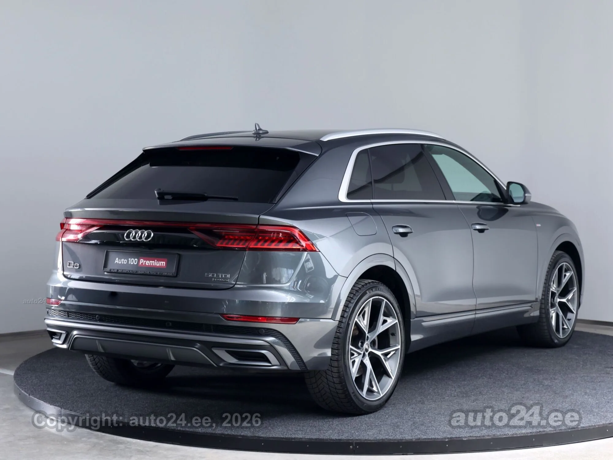 2022 Audi Q8 50 TDI quattro, 7/29