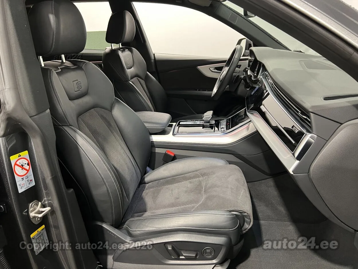2022 Audi Q8 50 TDI quattro, 25/29