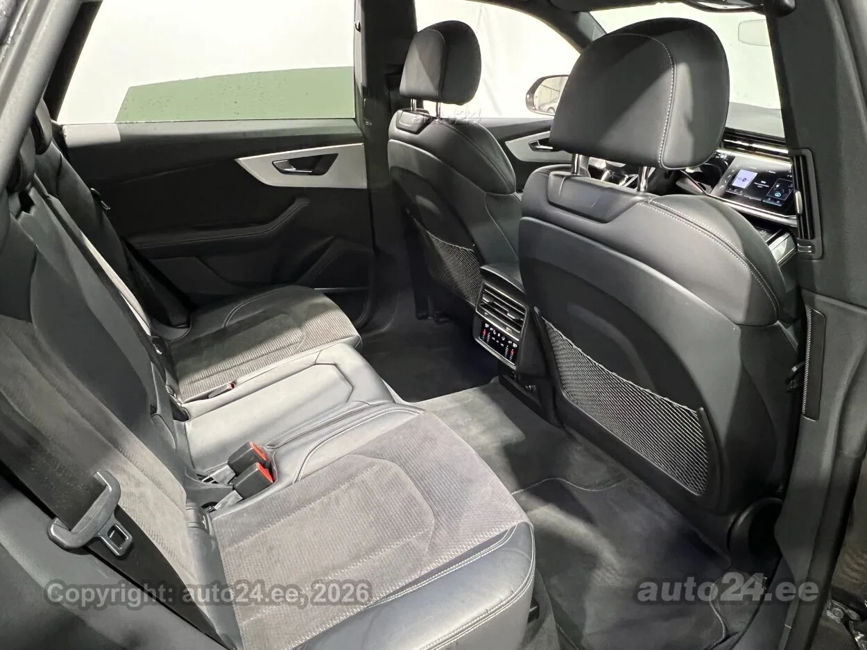2022 Audi Q8 50 TDI quattro, 26/29
