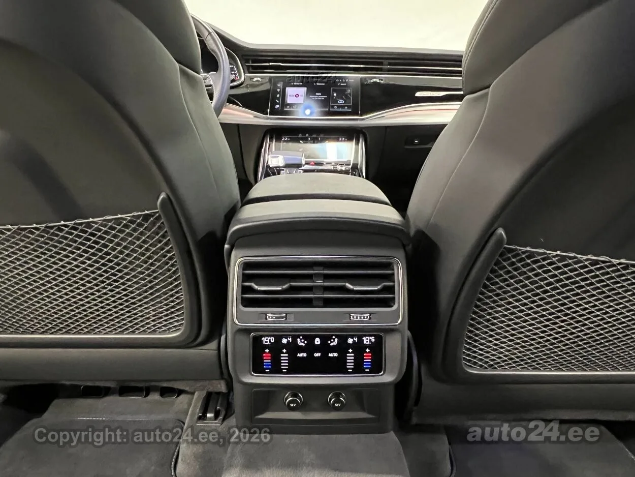 2022 Audi Q8 50 TDI quattro, 27/29