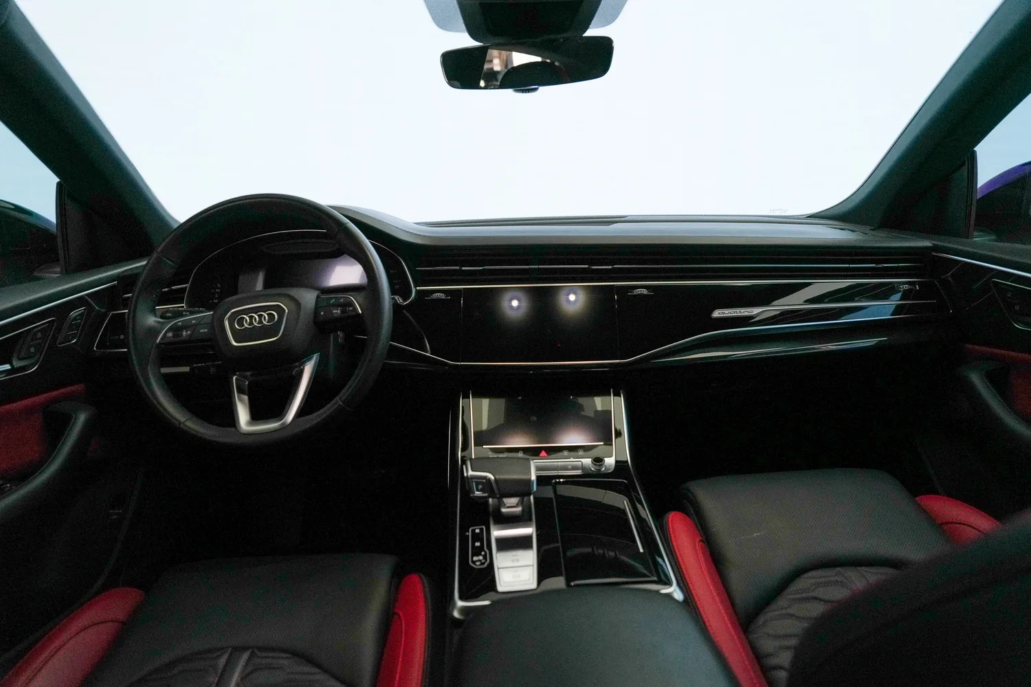2022 Audi Q8 55 TFSI S line, 8/15