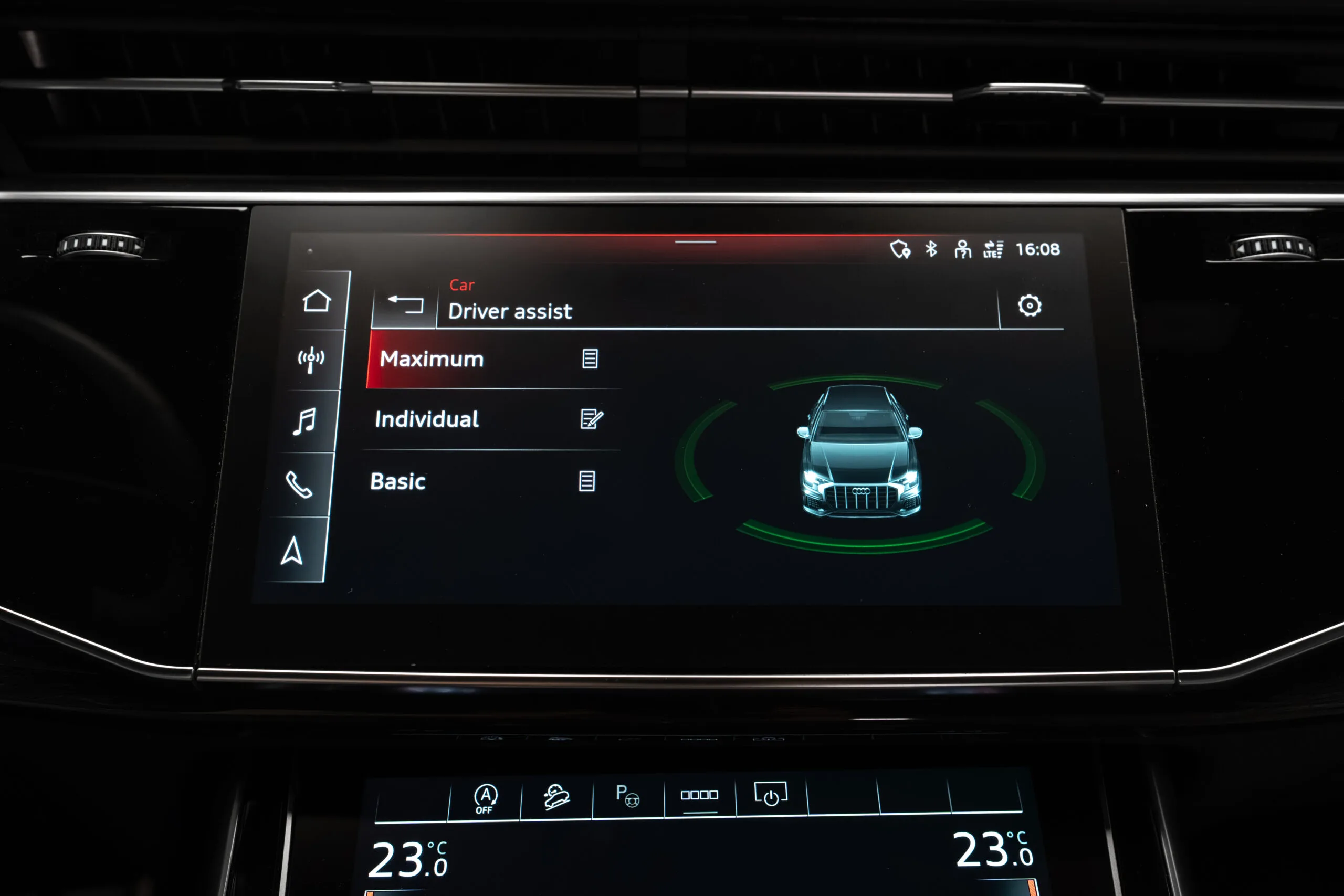 2022 Audi Q8 55 TFSI quattro, 24/30