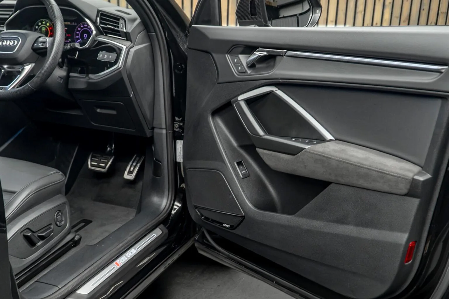 2022 Audi RS Q3 Vorsprung, 30/30