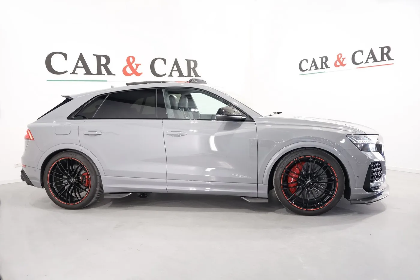 2022 Audi RS Q8 angeboten von einem Supersportwagenhändler in Zibido San Giacomo, Italien, Foto 5 von 25