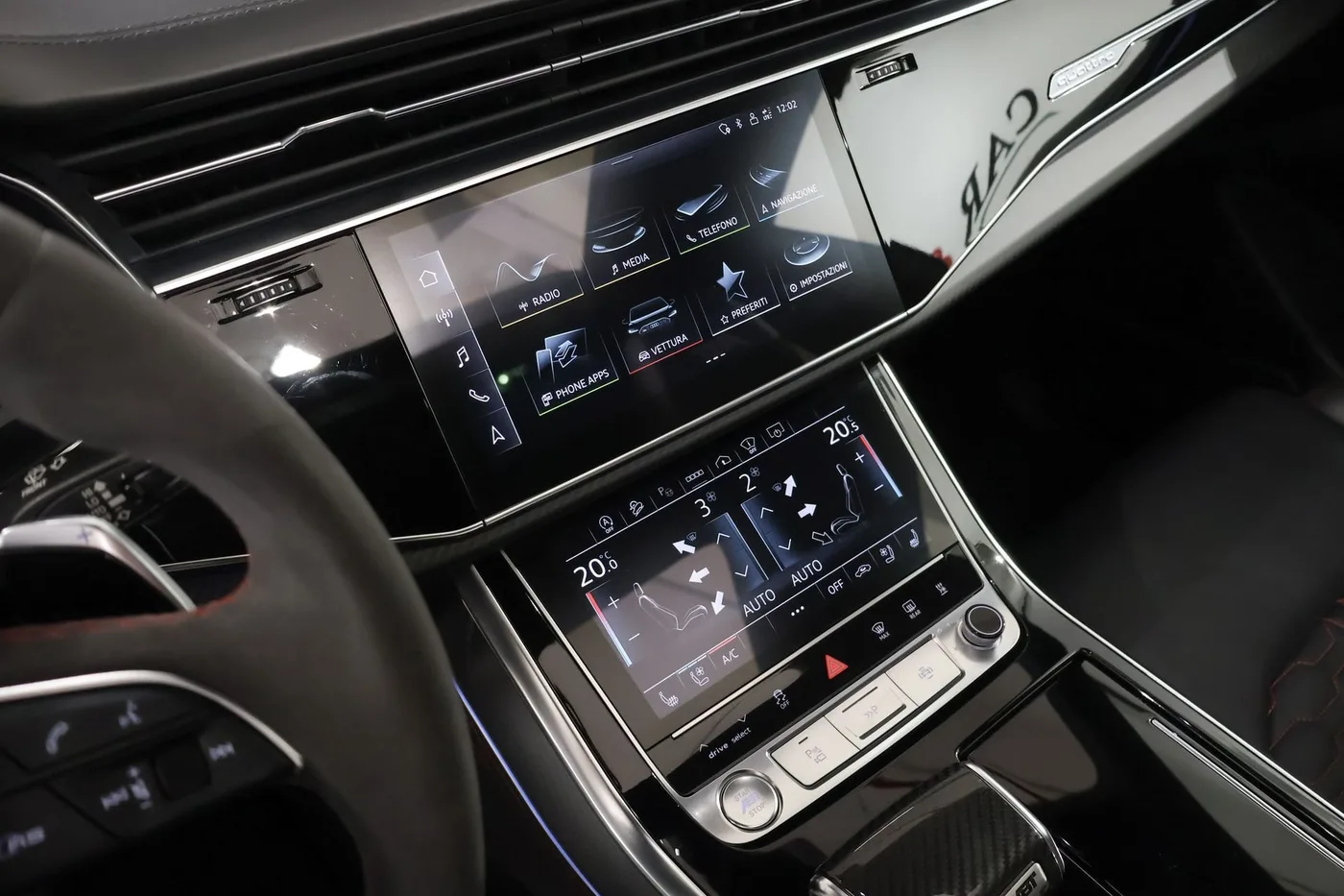 2022 Audi RS Q8 angeboten von einem Supersportwagenhändler in Zibido San Giacomo, Italien, Foto 13 von 25