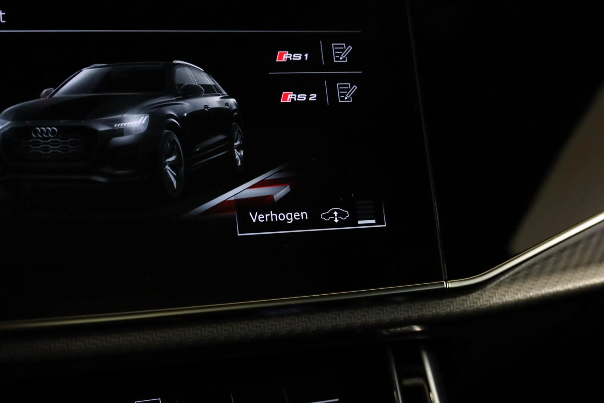 2022 Audi RS Q8, 25/30