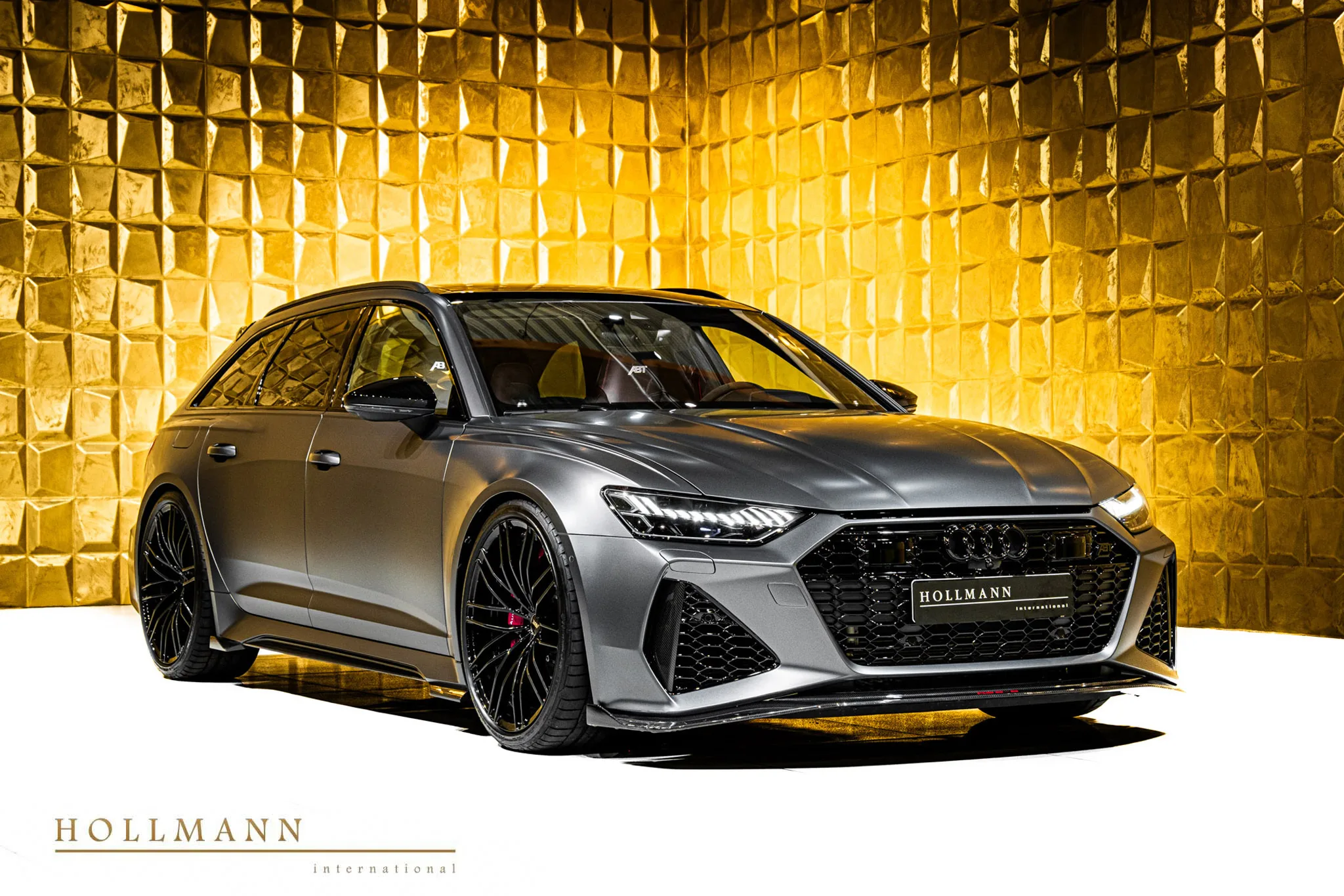 2022 Audi RS6 Avant angeboten von einem Fachhändler in Stuhr, Deutschland, Hauptfoto