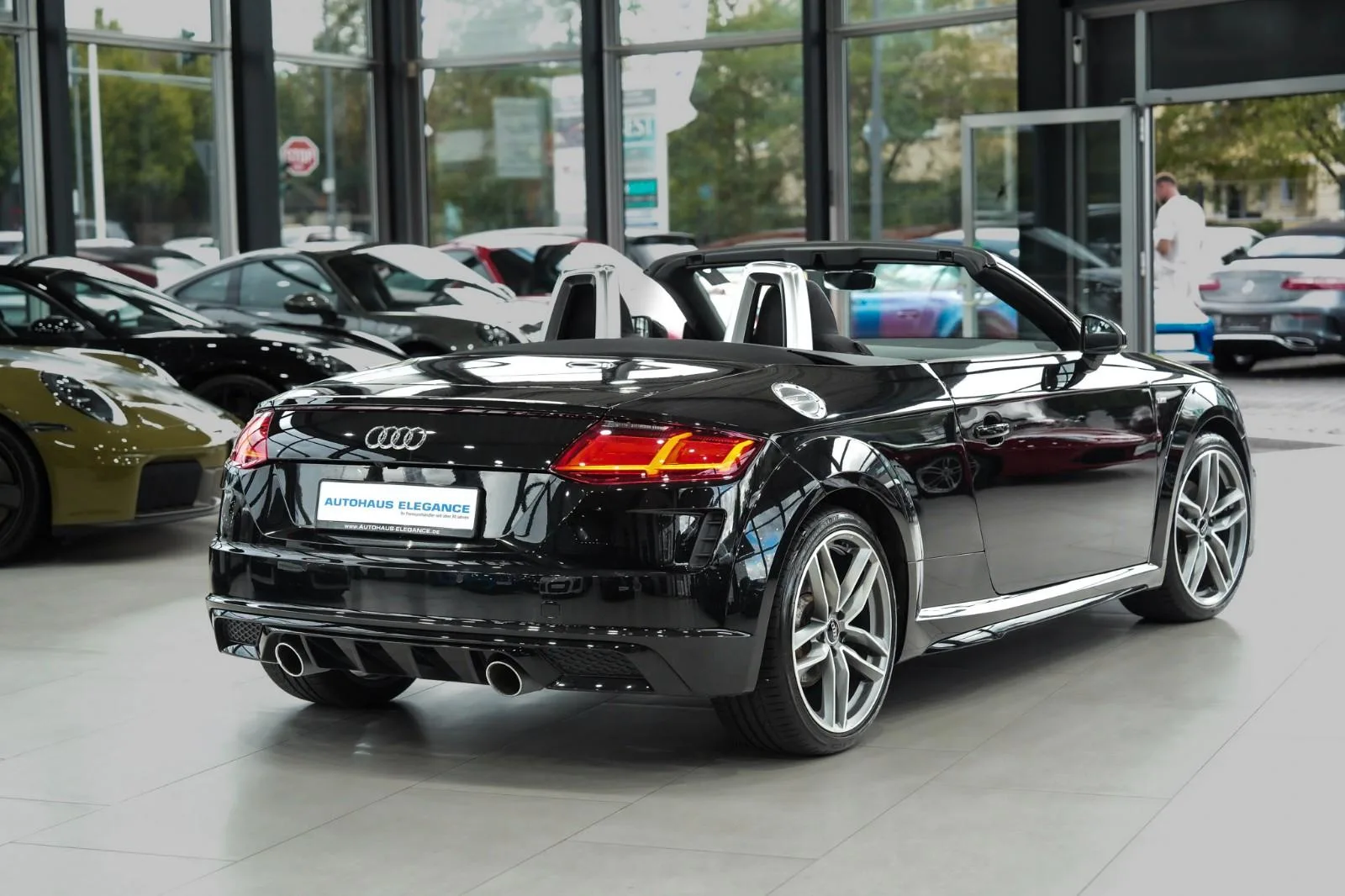 2022 Audi TT Roadster, 2/30