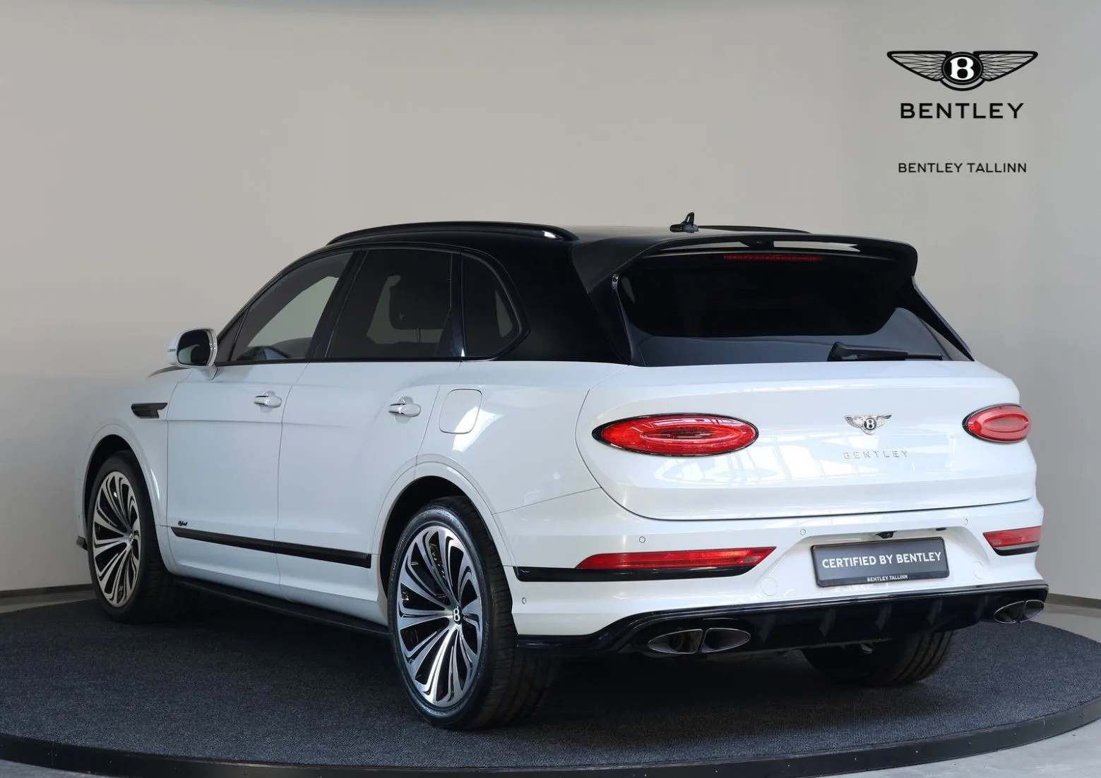 2022 Bentley Bentayga Hybrid, 19/20