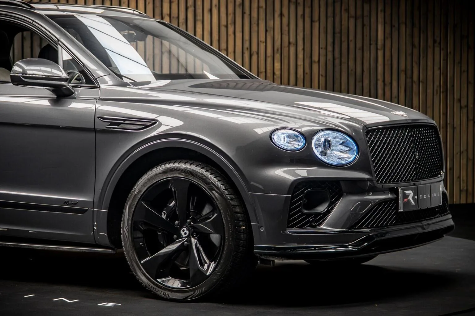 2022 Bentley Bentayga Hybrid, 9/30