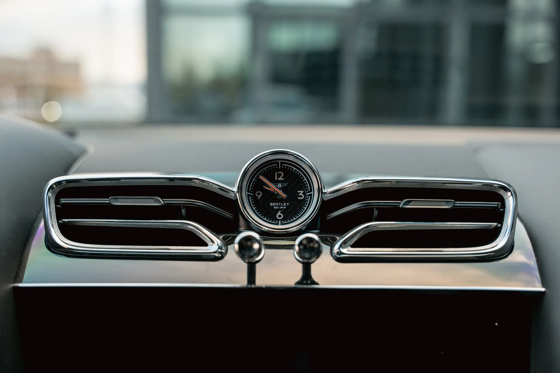 2022 Bentley Bentayga Hybrid, 21/30
