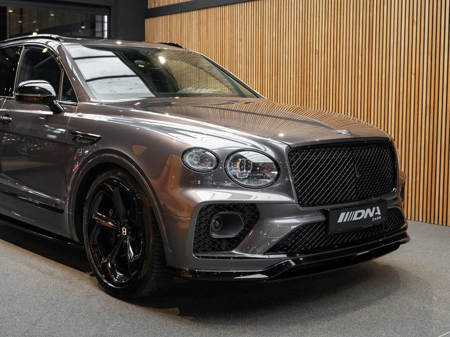 2022 Bentley Bentayga S, 13/30