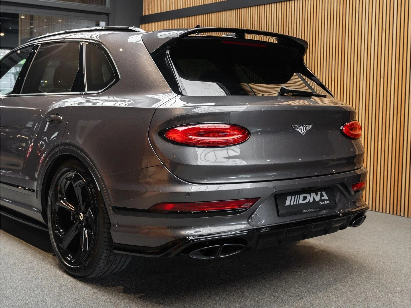 2022 Bentley Bentayga S, 14/30