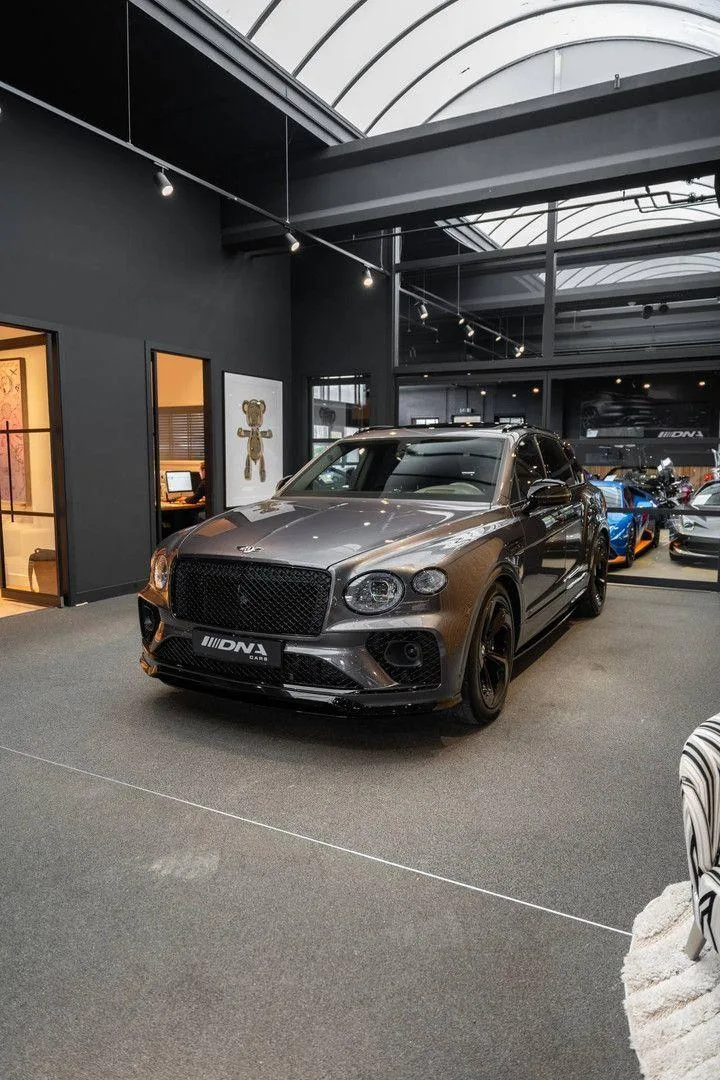 2022 Bentley Bentayga S, 21/30