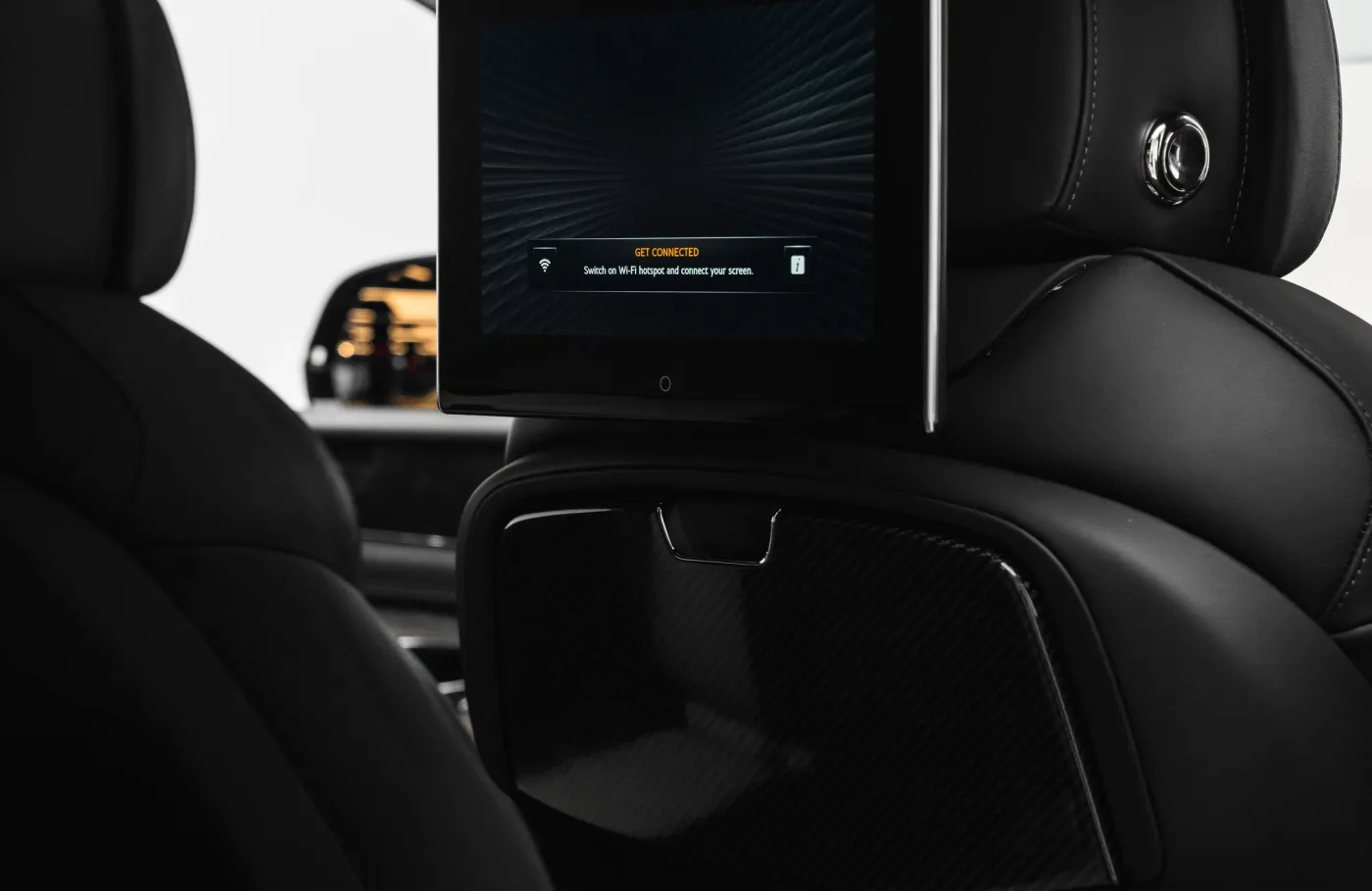 2022 Bentley Bentayga Speed proposée par un concessionnaire spécialisé à Dubai, Émirats arabes unis, photo 10 sur 10