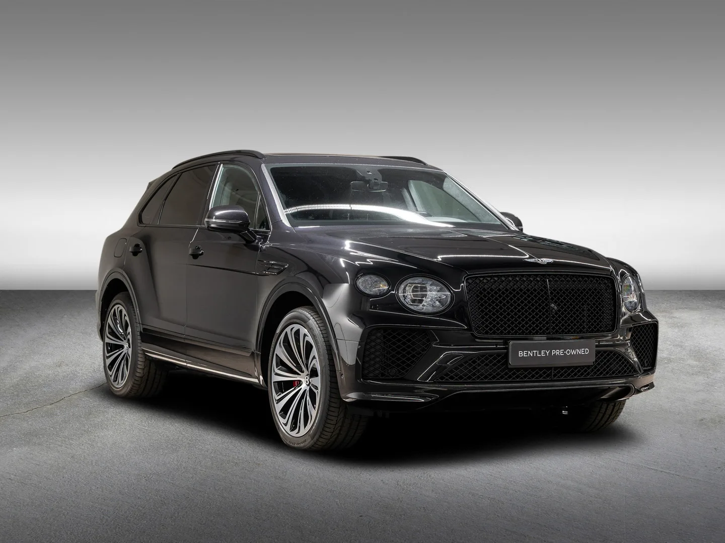 2022 Bentley Bentayga V8, 3/30